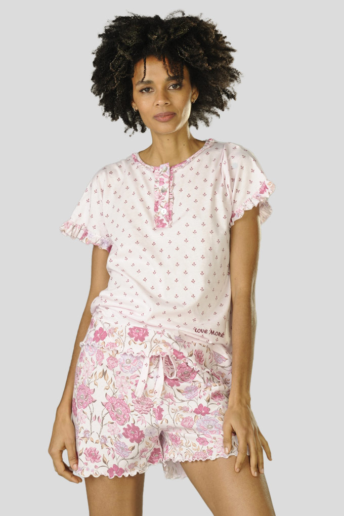 Love More Woman Printed Short Sleeve Pyjama Set