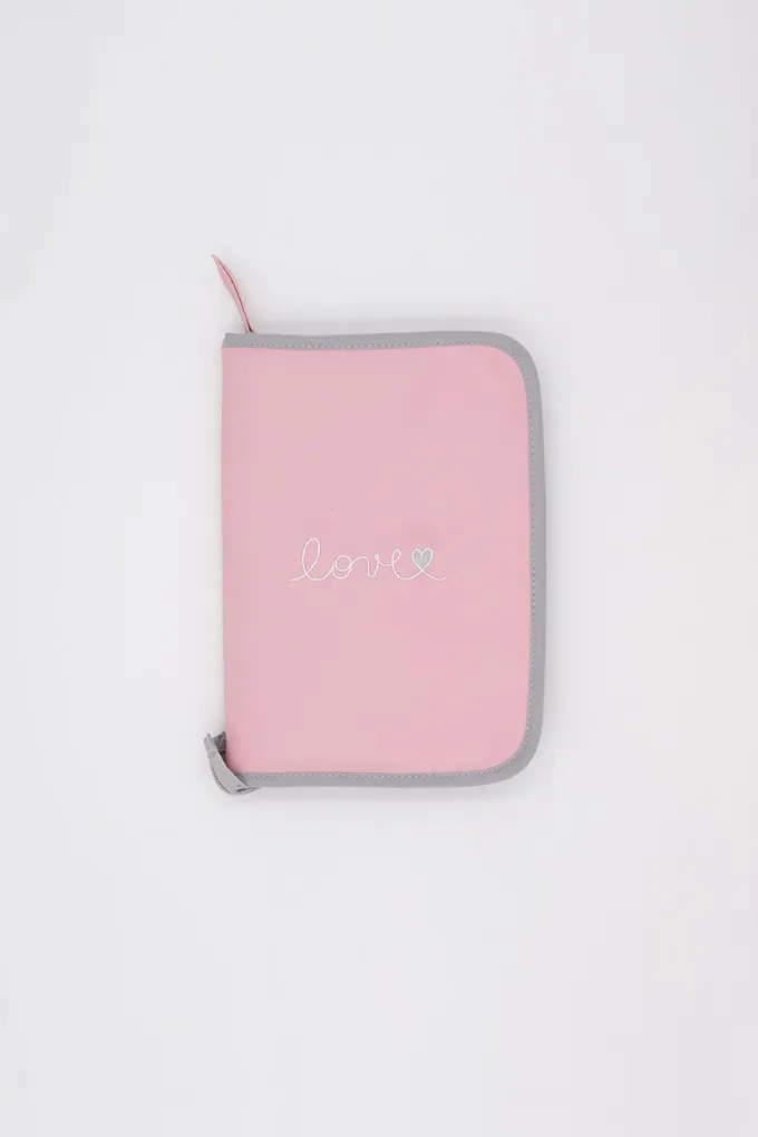 Love Synthetic Documents Bag