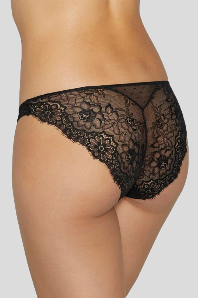 19218 Woman Laced Mini Bikini Knickers