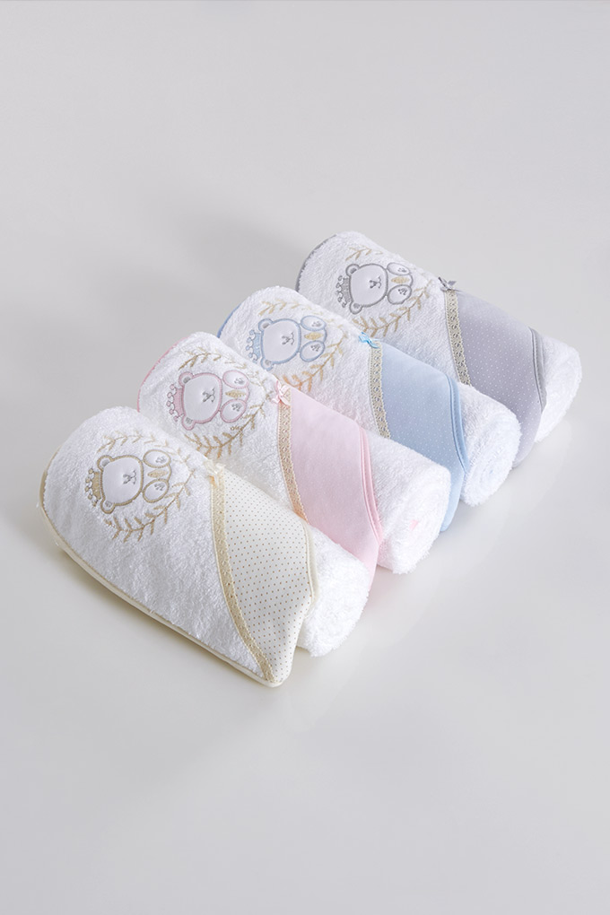 Bear w/ Lace Embroidered Baby Towel
