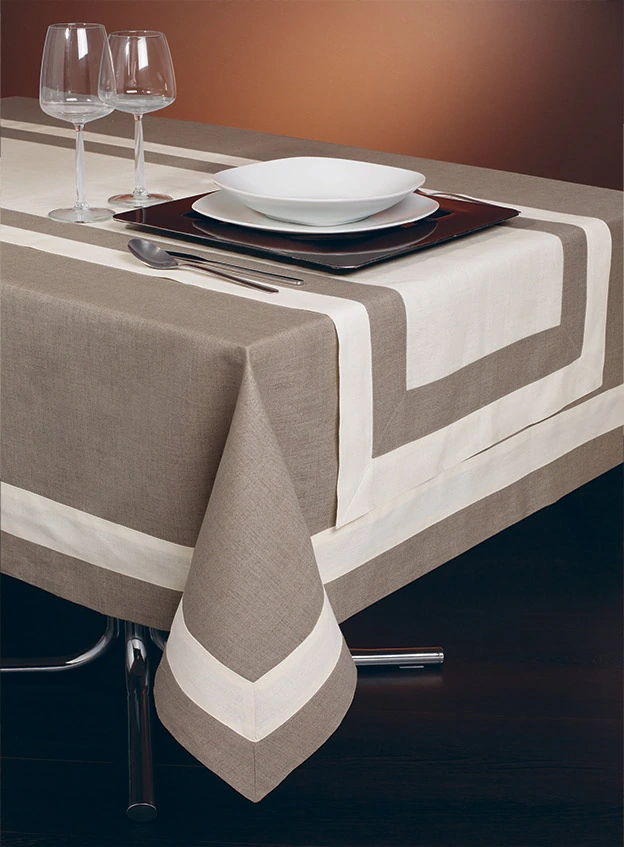 Sara Linen Tablecloth