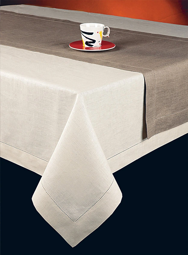 Ana I Linen Tablecloth