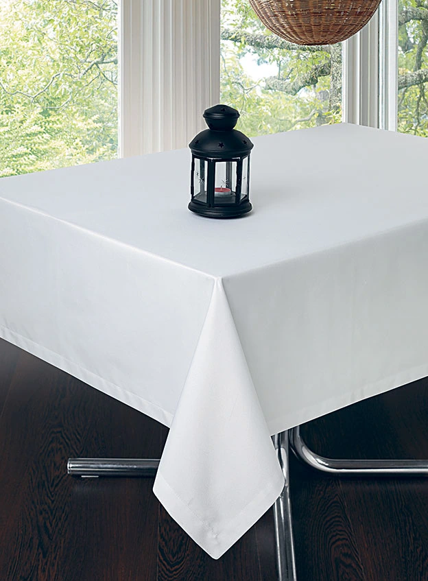 Estela I Plain Tablecloth