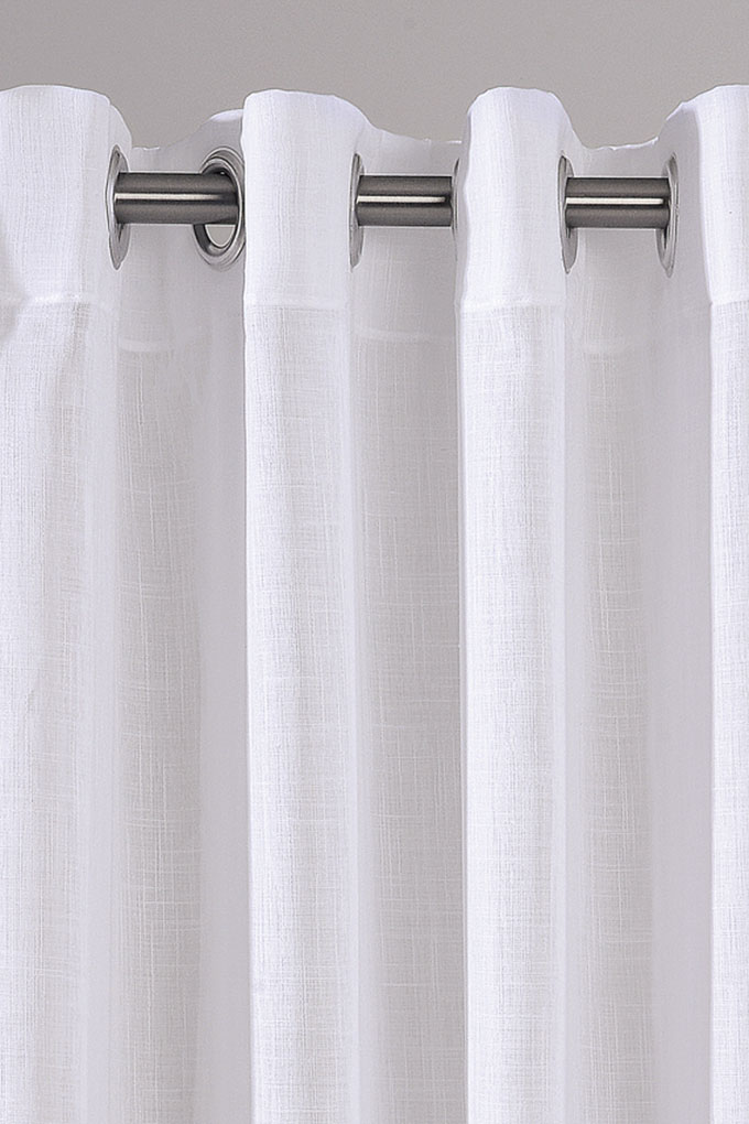 038A Plain Curtains w/ Rings