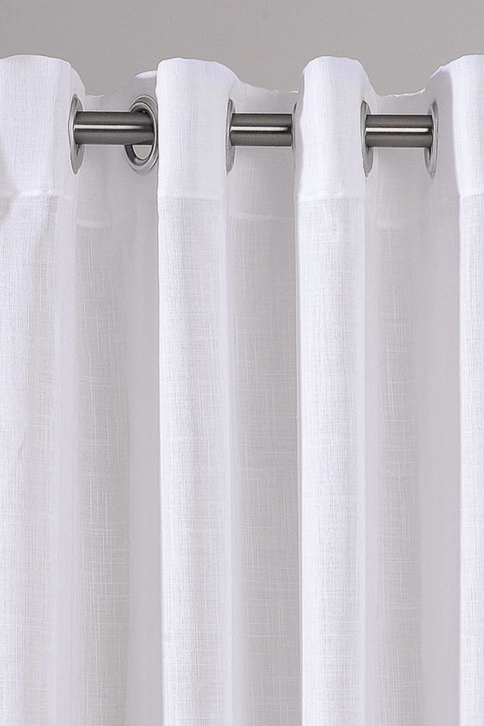 038A Plain Curtains w/ Rings