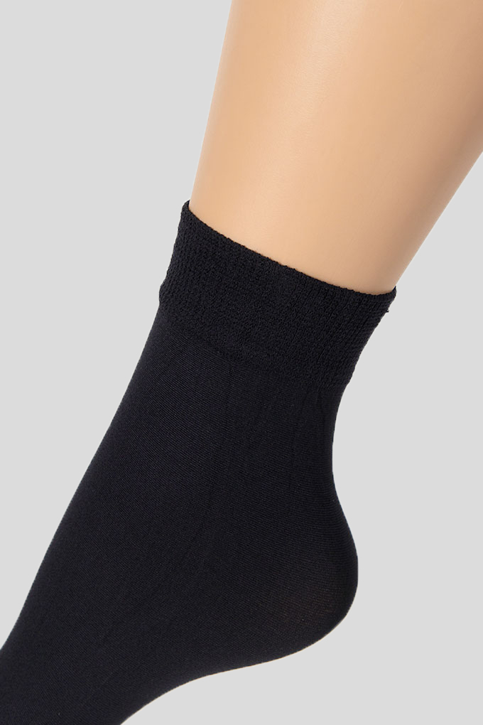 40 DEN Opaque Microfiber Ankle Socks