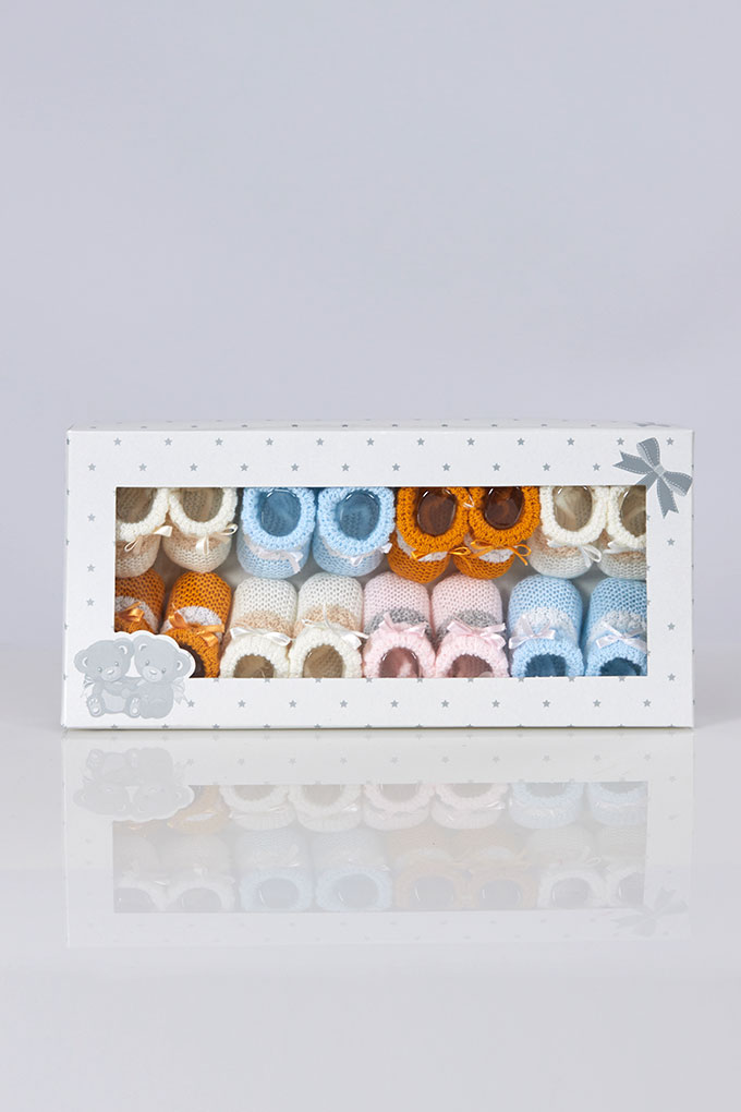 Bicolor Knitted Baby Booties