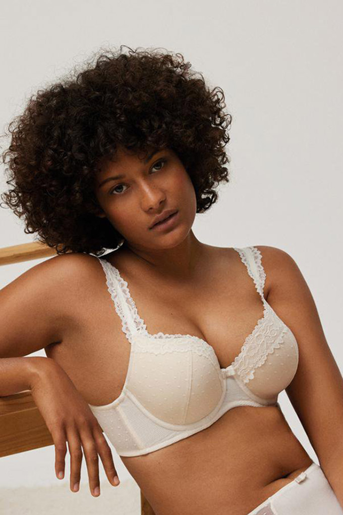 10463 Cup C Underwired Laced Bra