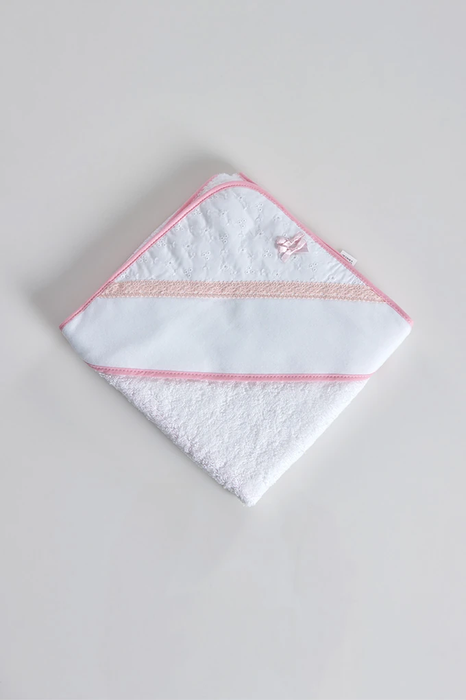 Laced Baby Towel w/ Bows