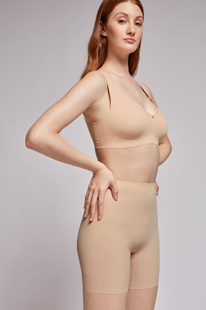 1/0213 Woman Microfiber Molding Shorts