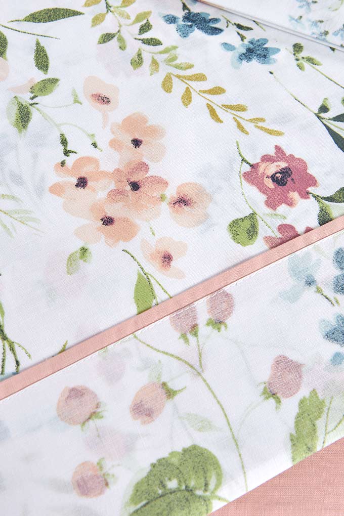 Floral Digital Printed Bed Linen w/ Fitted Sheet