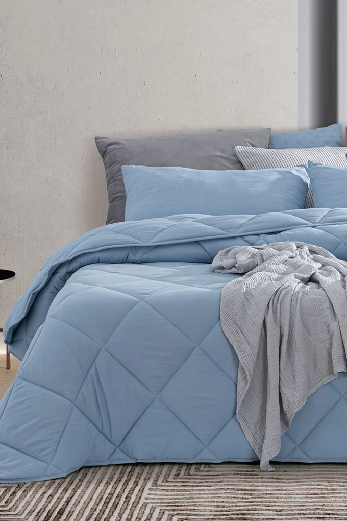 Yana Microfiber Quilted Comforter