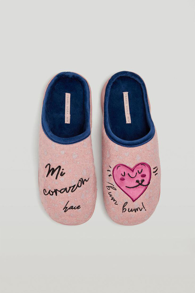 14121 Woman Hearts Printed Slippers