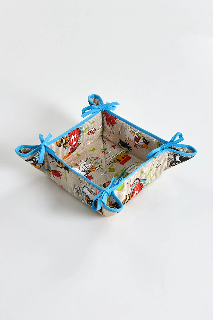 Cats at Party Printed Twill Bread Basket