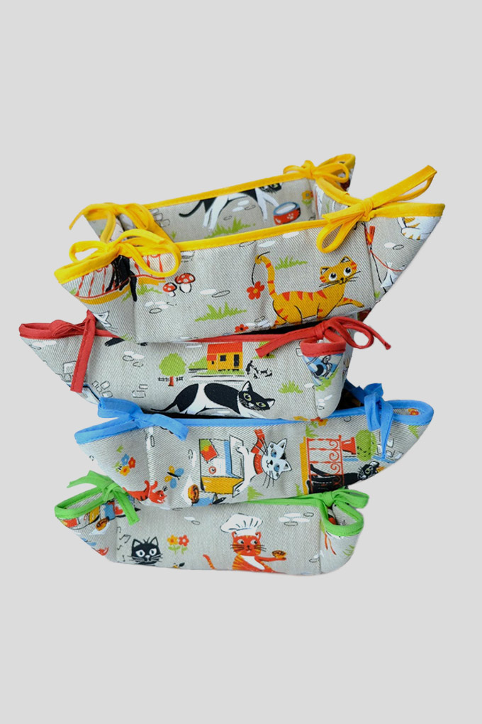 Cats at Party Printed Twill Bread Basket