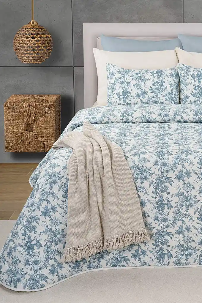 Alícia Jacquard Quilted Bedspread