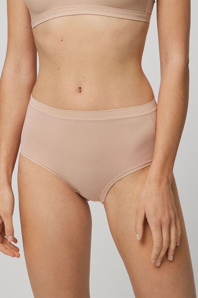 19697 Invisible Finishes High Briefs