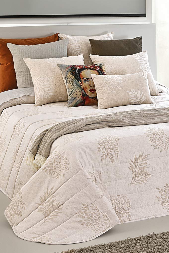Clarice Jacquard Linen Quilted Bedspread