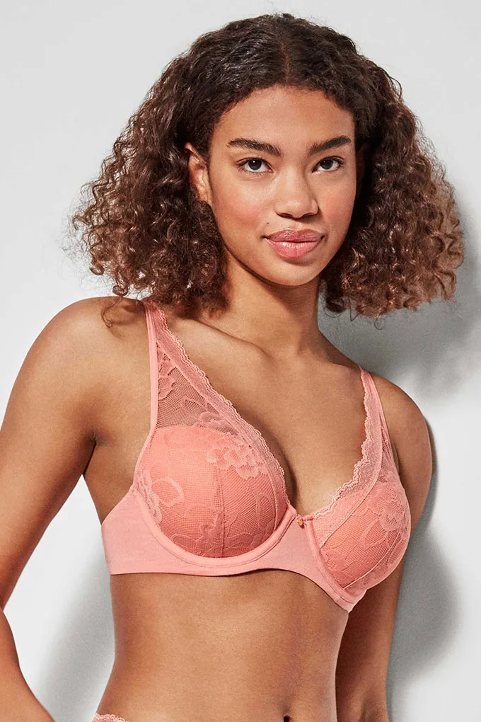 2/10056 Cup B Laced Bralette Bra