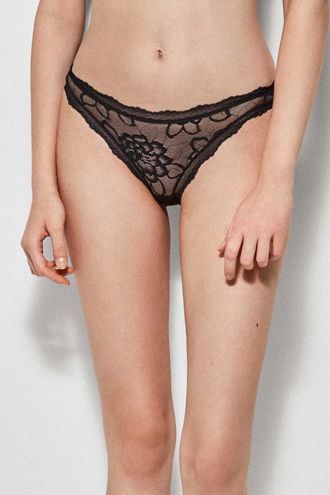 2/10056 Laced Bikini Knickers