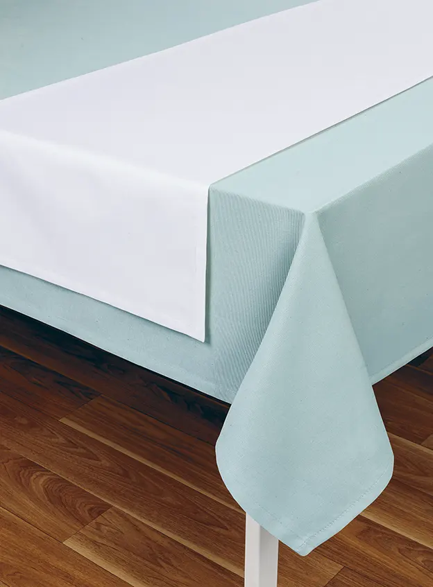 Panamá Stain-Resistant Jacquard Tablecloth