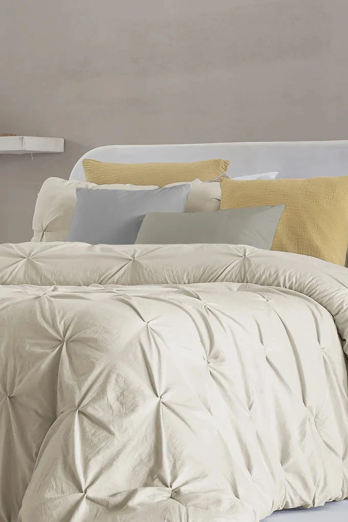 Miranda Comforter Bedspread