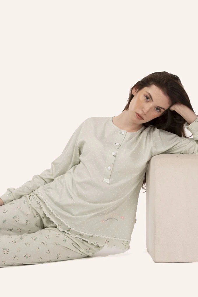 2394 Woman Cotton Printed Pyjama Set