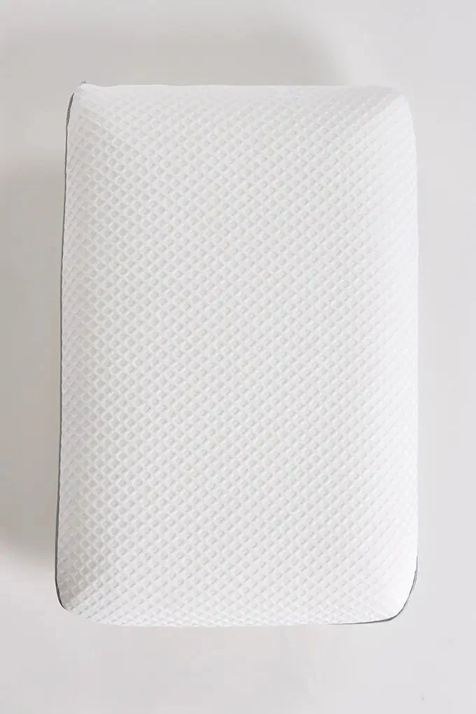 Memory Foam Refreshing Gel Layer Pillow