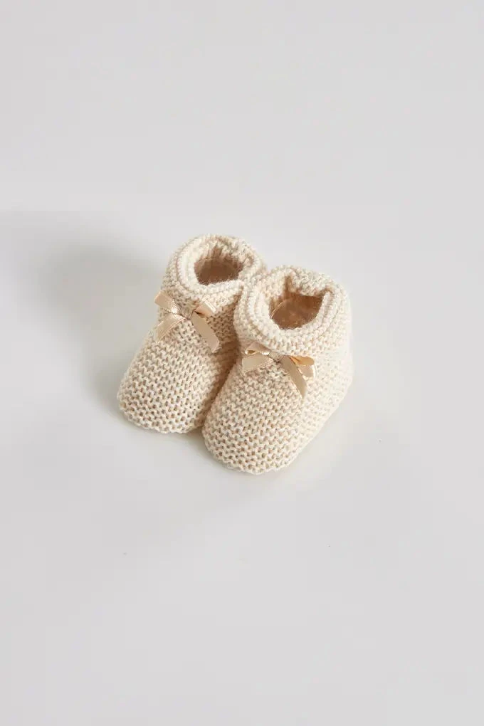 Knitted Baby Booties with Ribbon