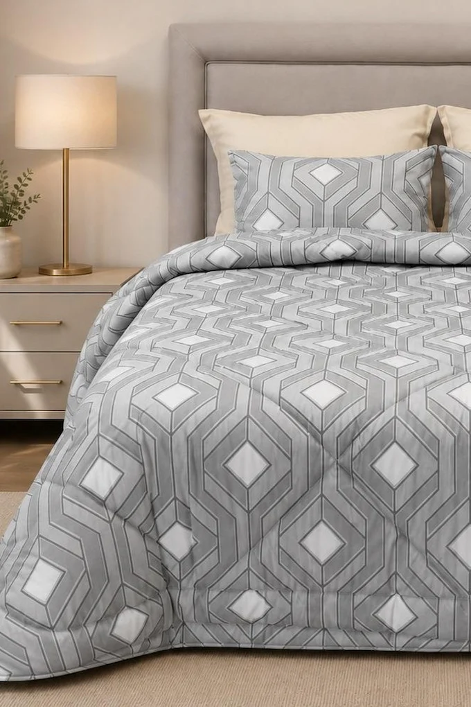 Geometric Quilted Comforter Double Size Capri CAPRI
